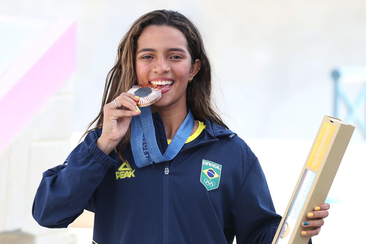 A atleta Rayssa Leal garantiu a medalha de bronze na categoria