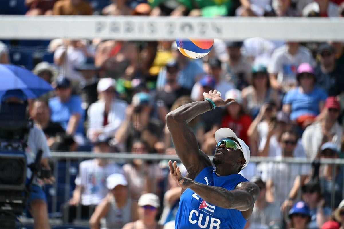 Adré e George perdem para dupla cubana na segunda rodada do vôlei de praia por Vitor Jubini