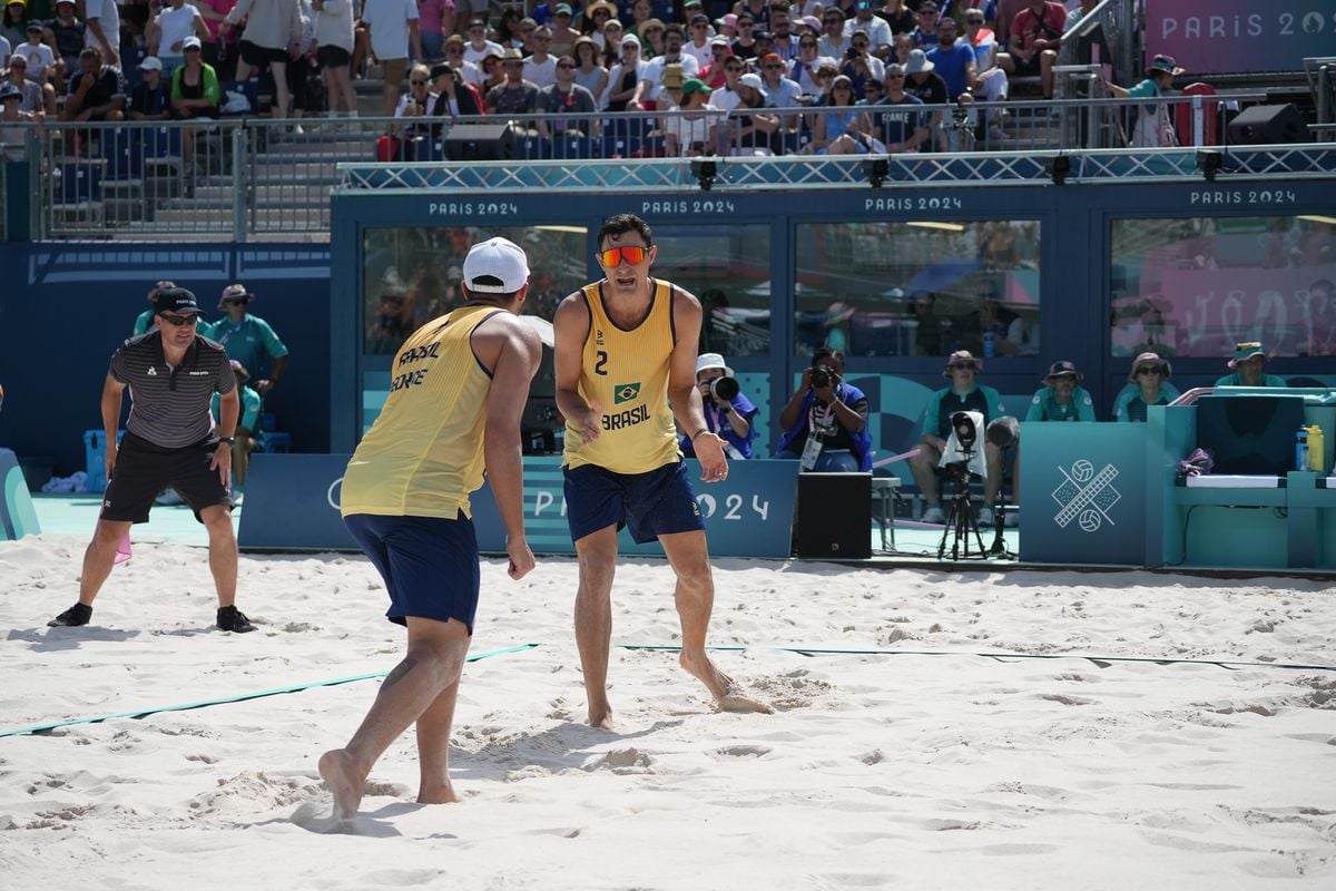 Adré e George perdem para dupla cubana na segunda rodada do vôlei de praia por Vitor Jubini