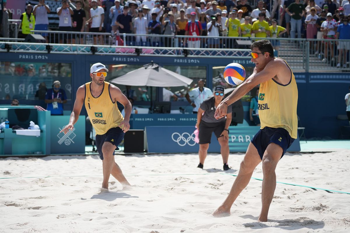 Adré e George perdem para dupla cubana na segunda rodada do vôlei de praia por Vitor Jubini