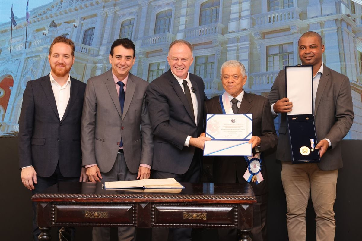 Movimento empresarial capixaba é homenageado por contribuições ao ES por ES em Ação/Divulgação