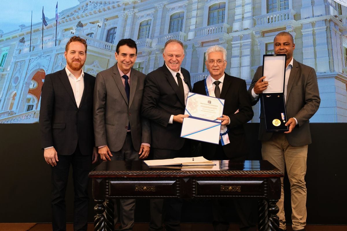 Movimento empresarial capixaba é homenageado por contribuições ao ES por ES em Ação/Divulgação