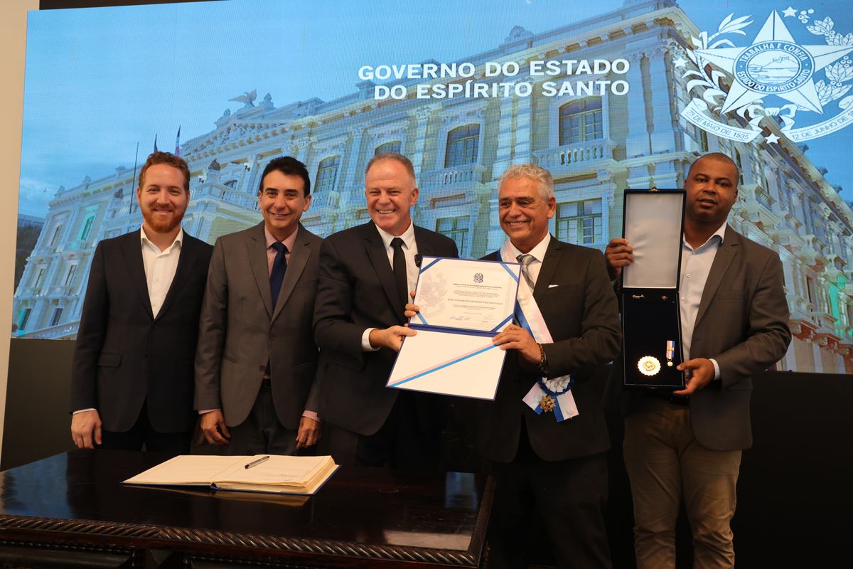 Movimento empresarial capixaba é homenageado por contribuições ao ES por ES em Ação/Divulgação