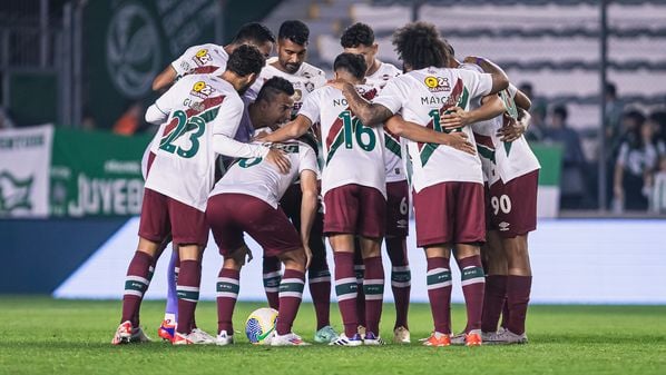 Em confronto válido pela 34ª rodada do Campeonato Brasileiro, o Fluminense brigando contra o rebaixamento, recebe o Fortaleza no Maracanã