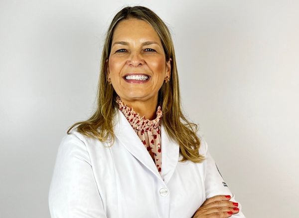 Ana Paula Hamer, gastroenterologista