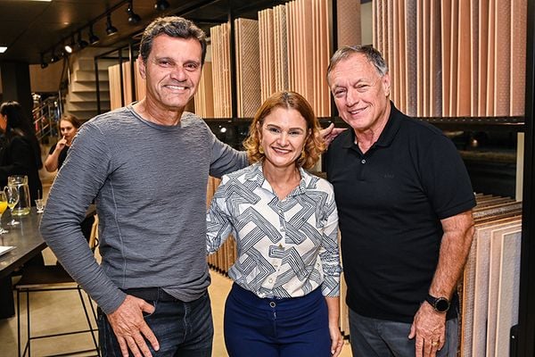 Heliomar Venâncio, Claudia Gonçalves e Carlos Marianelli 