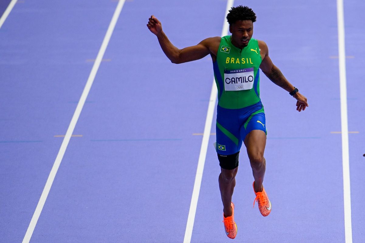 Paulo André Camilo correu em 10s46 e foi eliminado na prova dos 100m livre em Paris por Vitor Jubini