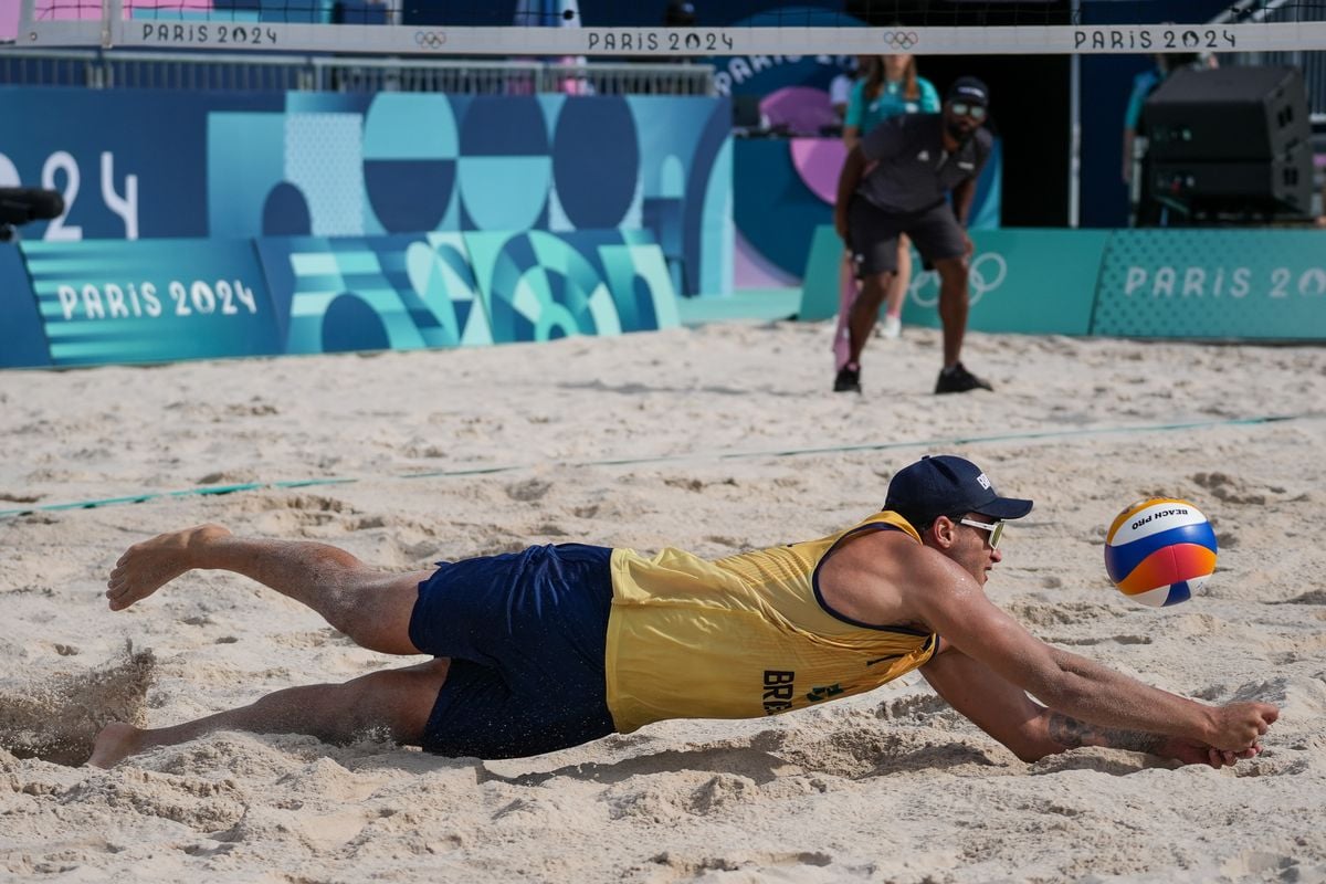 André e George perdem para dupla da Alemanha e são eliminados por Vitor Jubini