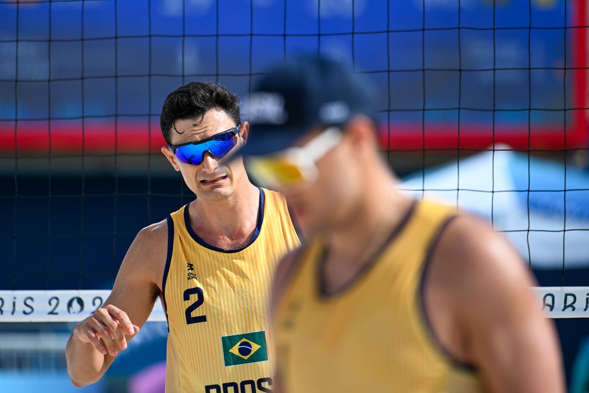André e George perdem para dupla da Alemanha e são eliminados por Vitor Jubini