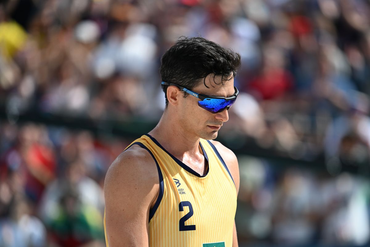 André e George perdem para dupla da Alemanha e são eliminados por Vitor Jubini