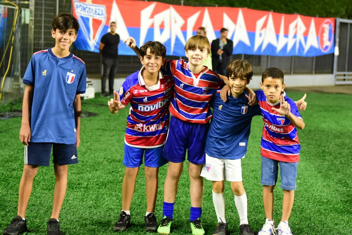 Cruzeiro e Fortaleza se enfrentaram na noite desta segunda-feira (5) no Kleber Andrade por Carlos Alberto Silva