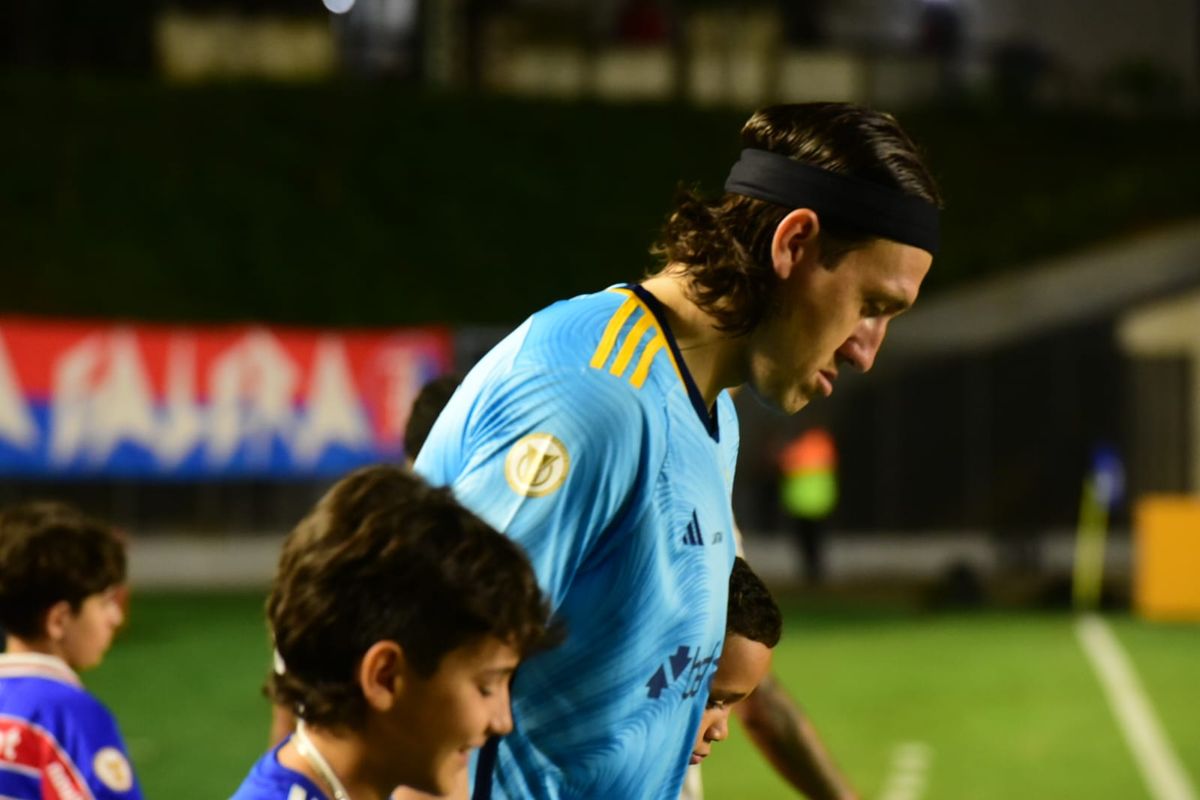 Lances da partida entre Cruzeiro e Fortaleza no Kleber Andrade por Carlos Alberto Silva