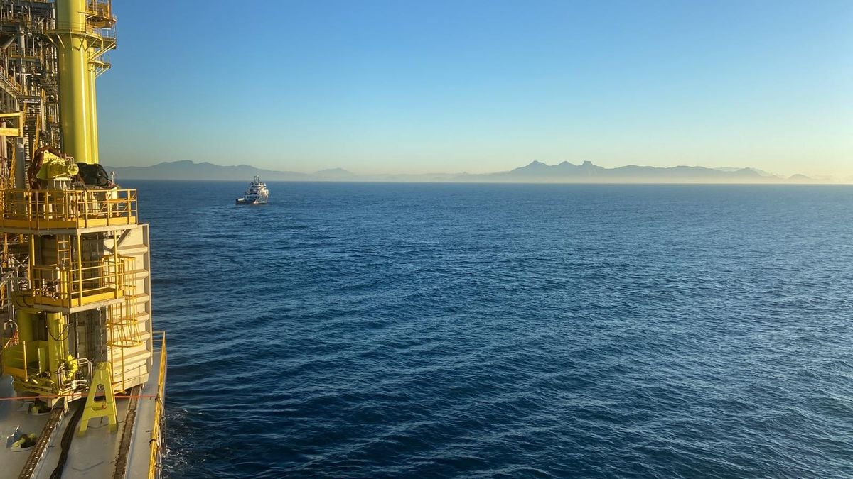Navio-plataforma Maria Quitéria chega ao Brasil por Divulgação/Yinson