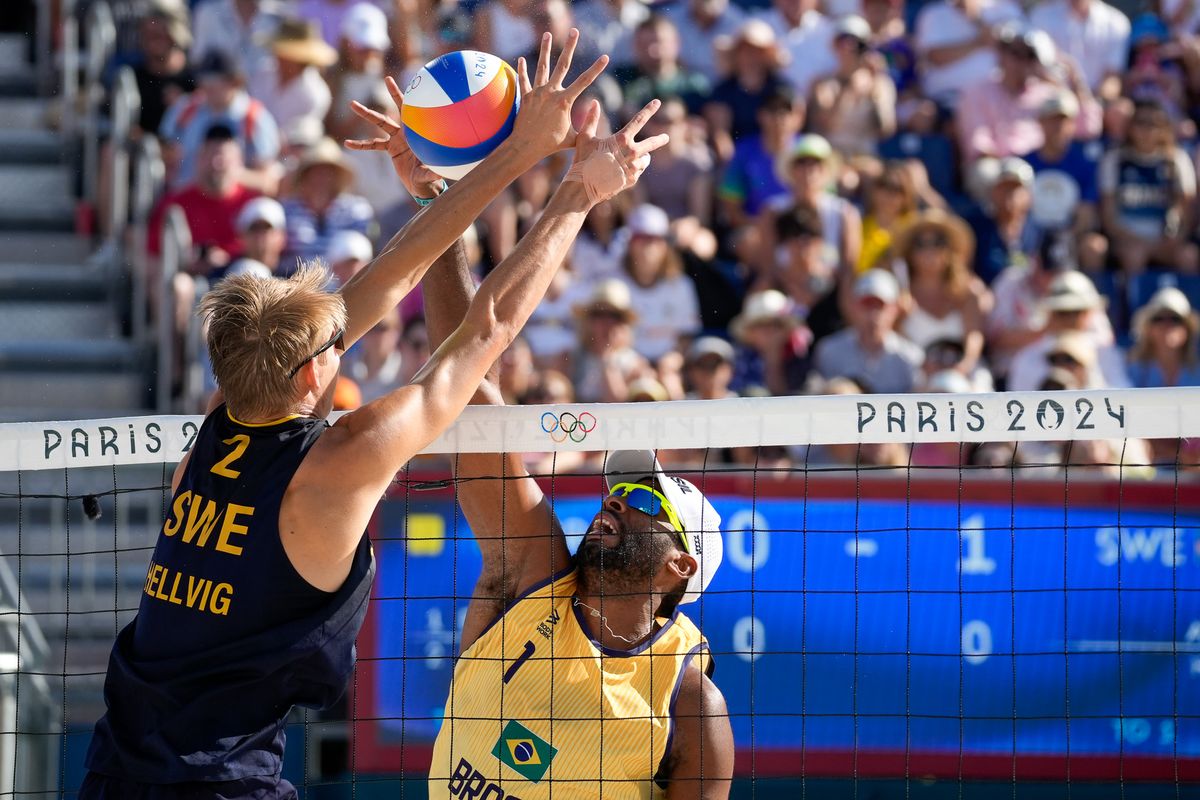 A dupla do ES formada por Evandro e Arthur foi eliminada nas quartas de final em Paris  por Vitor Jubini