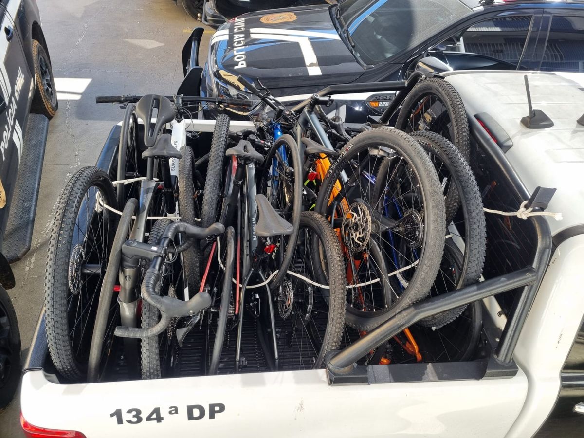 Bicicletas recuperadas pela polícia foram avaliadas em cerca de R$ 160 mil por PCES/Divulgação
