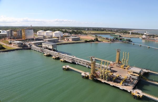 Terminal Aquaviário de Barra do Riacho, em Aracruz, administrado pela Transpetro