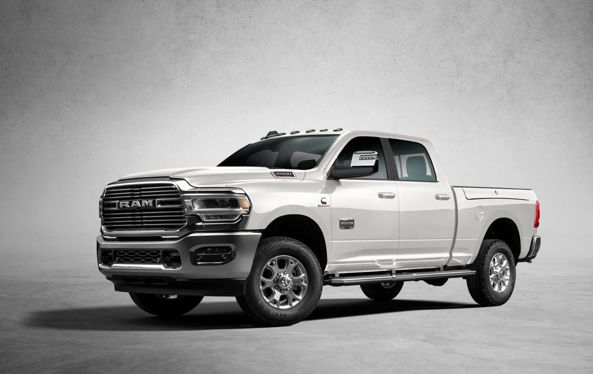 A 2500 Rodeo Edition será disponibilizada apenas na cor Branco Pérola