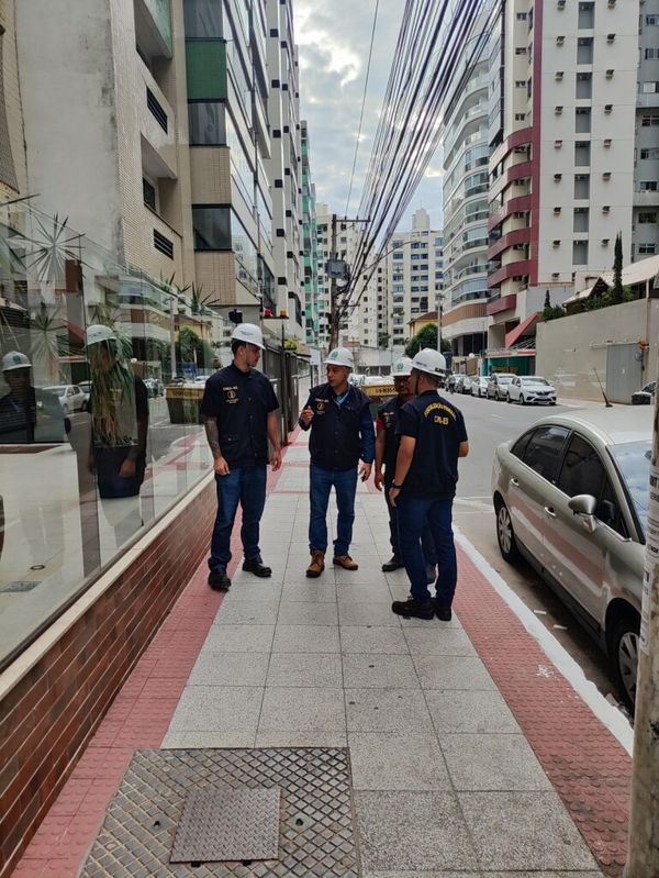 Avançado estado de corrosão: Crea-ES alerta para riscos em edifício na Praia da Costa  por Crea-ES/Divulgação
