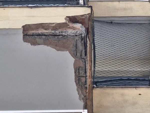 Avançado estado de corrosão: Crea-ES alerta para riscos em edifício na Praia da Costa  por Crea-ES/Divulgação