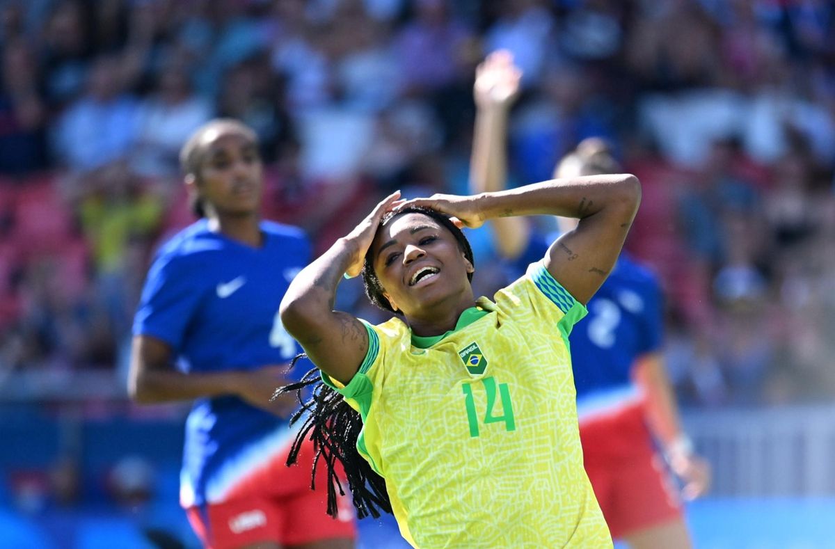 Brasil e Estados Unidos fazem final olímpica em Paris por Vitor Jubini / A Gazeta