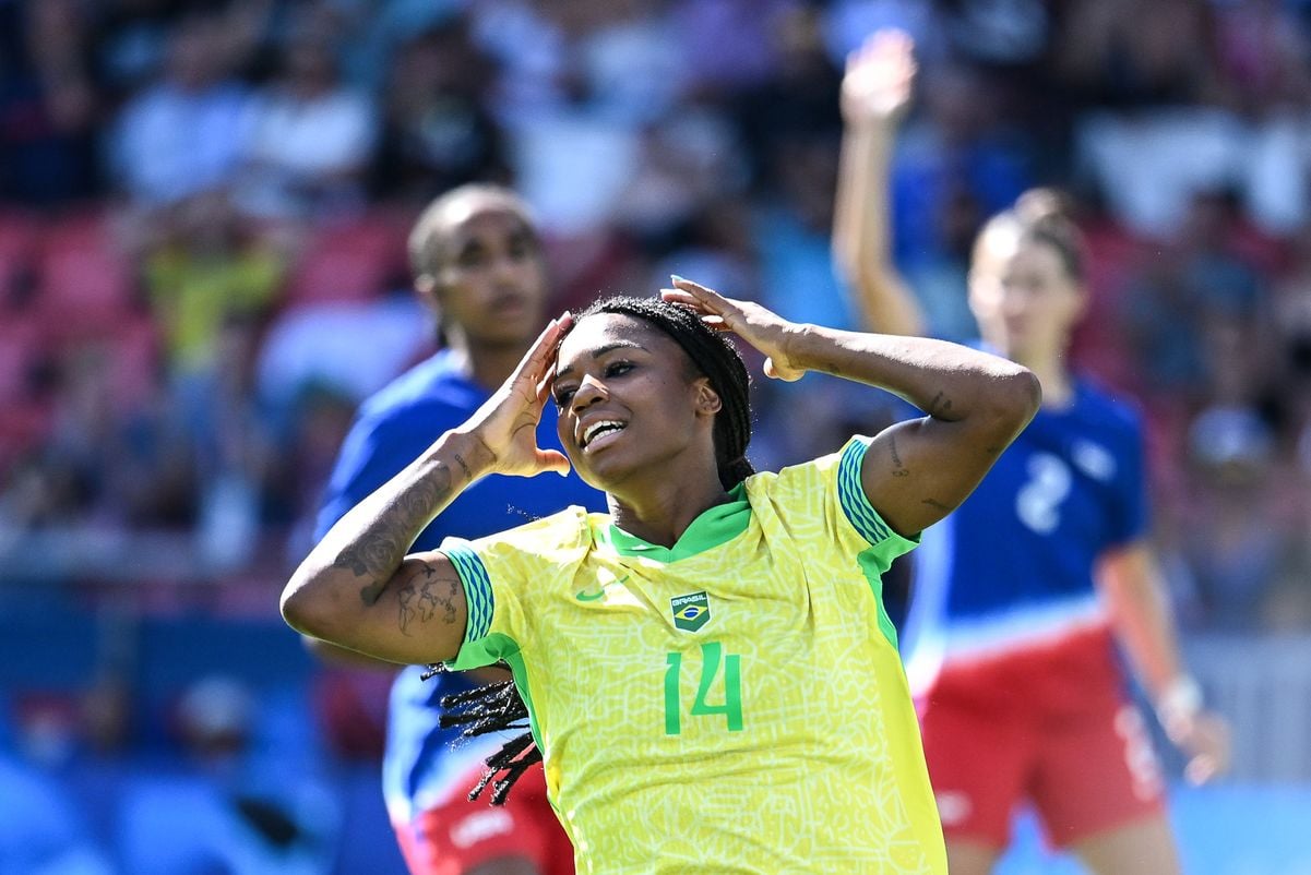 Final do futebol feminino nas olimpíadas de Paris entre Brasil e Estados Unidos por Vitor Jubini