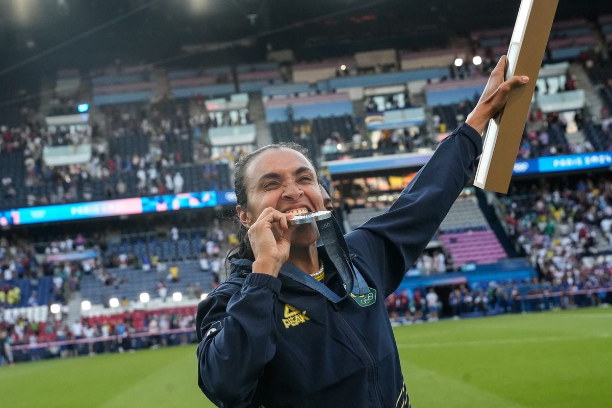 Final do futebol feminino nas olimpíadas de Paris entre Brasil e Estados Unidos por Vitor Jubini