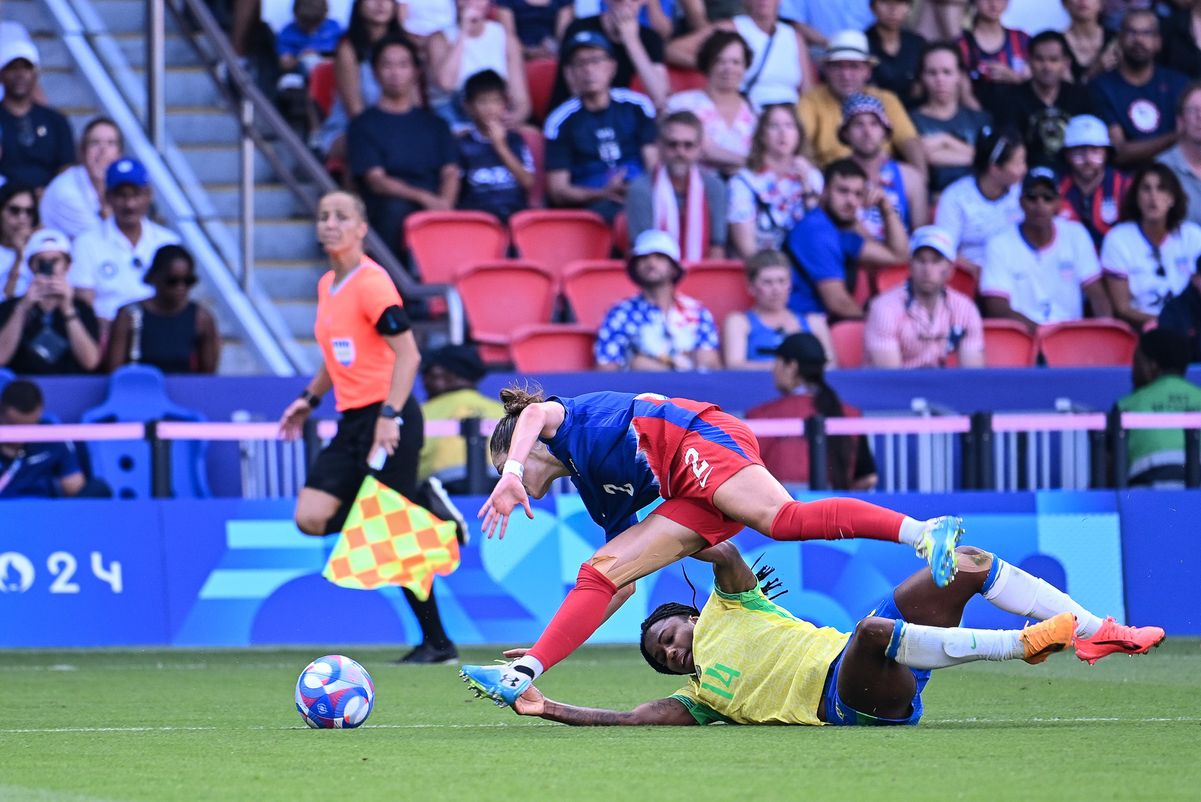 Final do futebol feminino nas olimpíadas de Paris entre Brasil e Estados Unidos por Vitor Jubini
