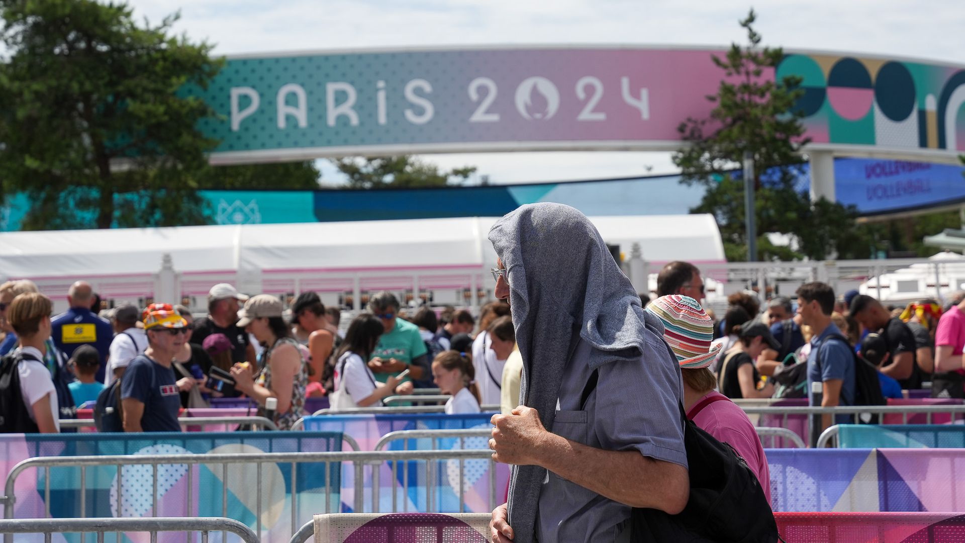 Entrada de torcedores na Arena Sud de Paris