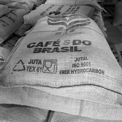 A expansão portuária esperada para os próximos anos também precisa ter uma estratégia para esse produto tão intrinsecamente ligado à economia capixaba