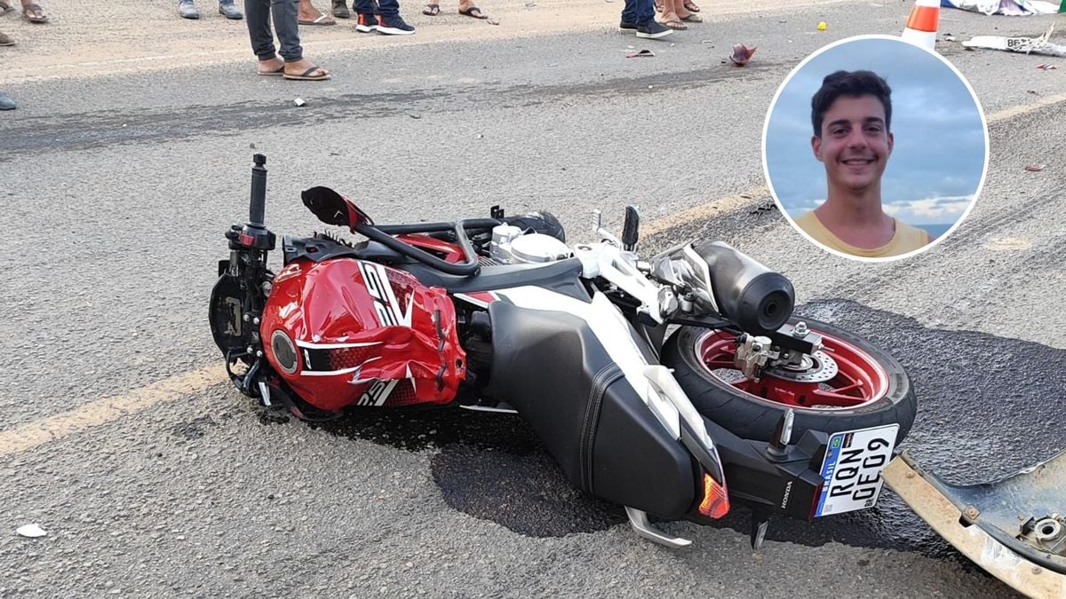 Vítima morreu após uma batida entre a moto que pilotava e uma caminhonete em São Domingos