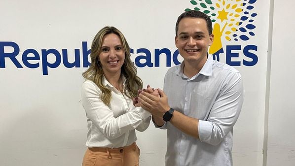 Empresária Cris Samorini (PP) participa de eventos públicos ao lado do prefeito reeleito, Lorenzo Pazolini (Republicanos), e coordena equipe de transição.