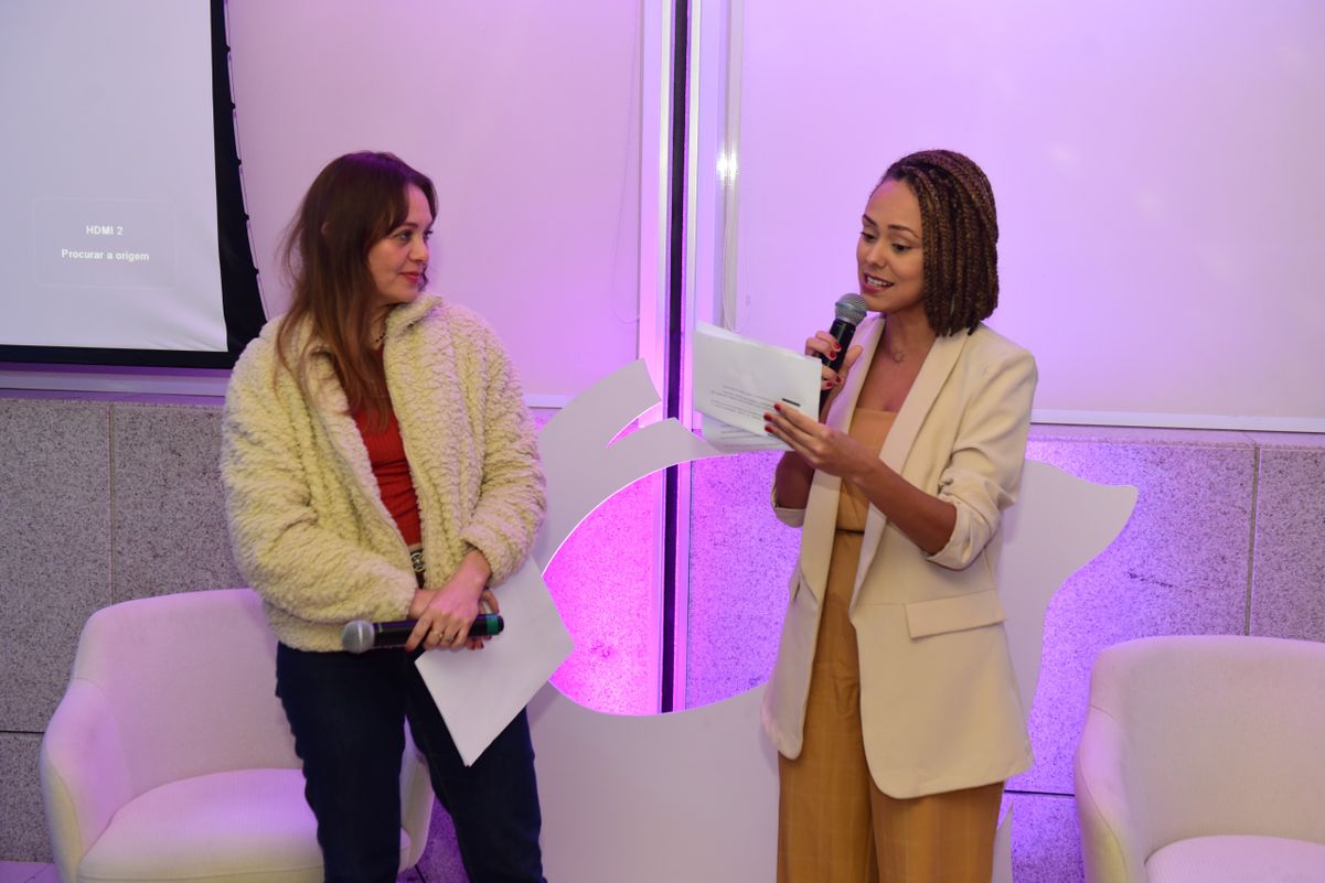 Tati Wuo e Elis Carvalho