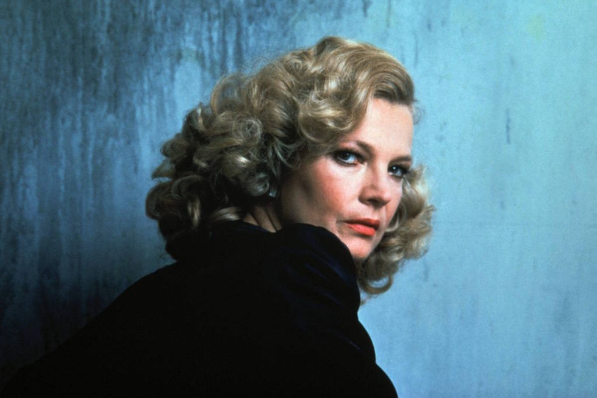 A atriz Gena Rowlands em cena do filme 'Glória', de John Cassavetes