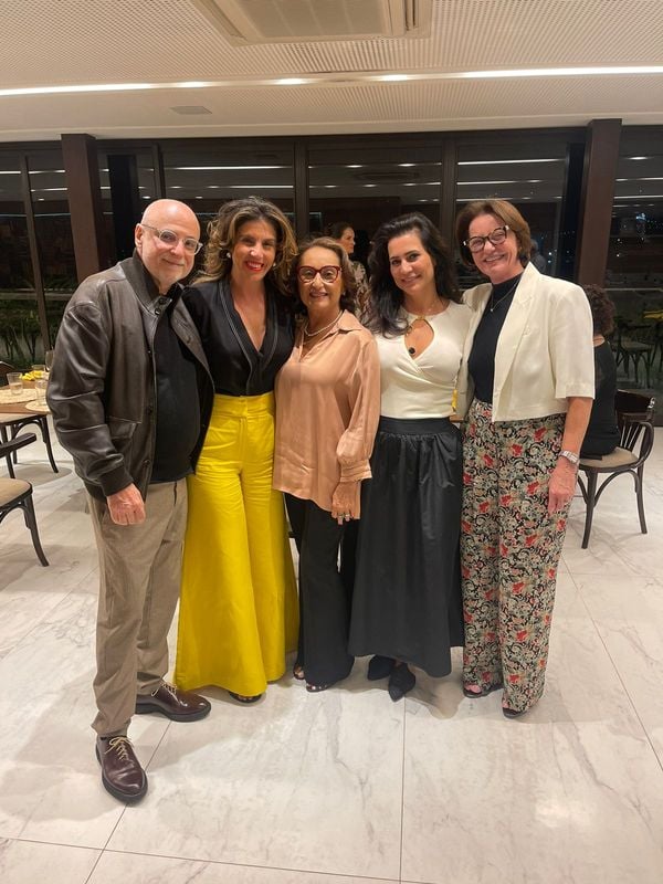 Agnaldo Farias, Lara Brotas, Nazaré Miranda, Viviane Barbieri e Eulália Chieppe