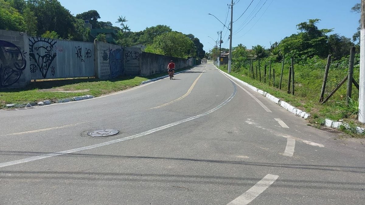 Depósito invadido por criminosos fica na região de Manguinhos, na Serra