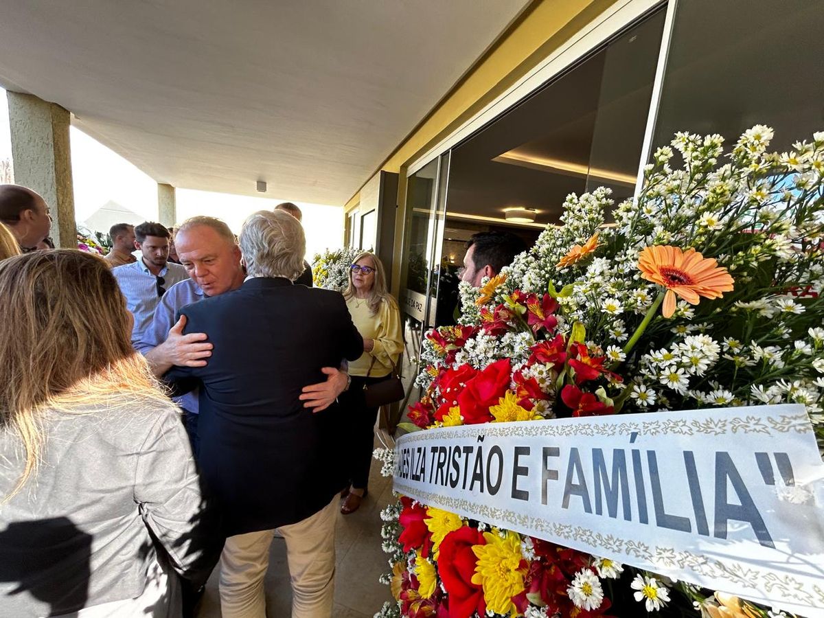 Velório de Maria Alice Lindenberg por Carlos Alberto Silva