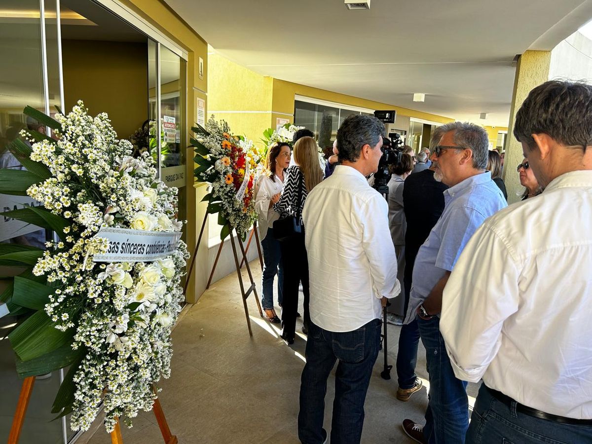 Velório de Maria Alice Lindenberg por Carlos Alberto Silva