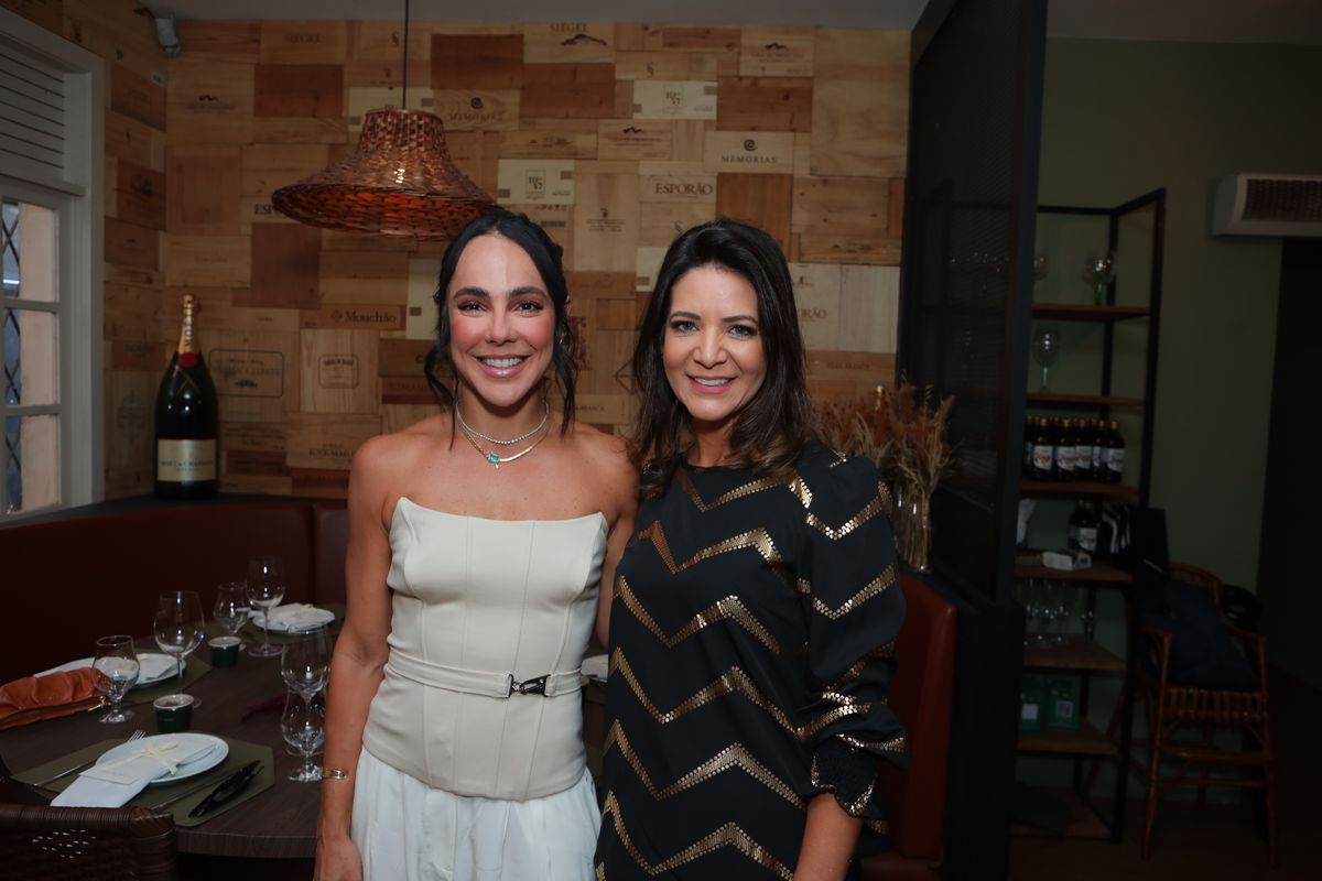 Carol Neves e Giselle Alves