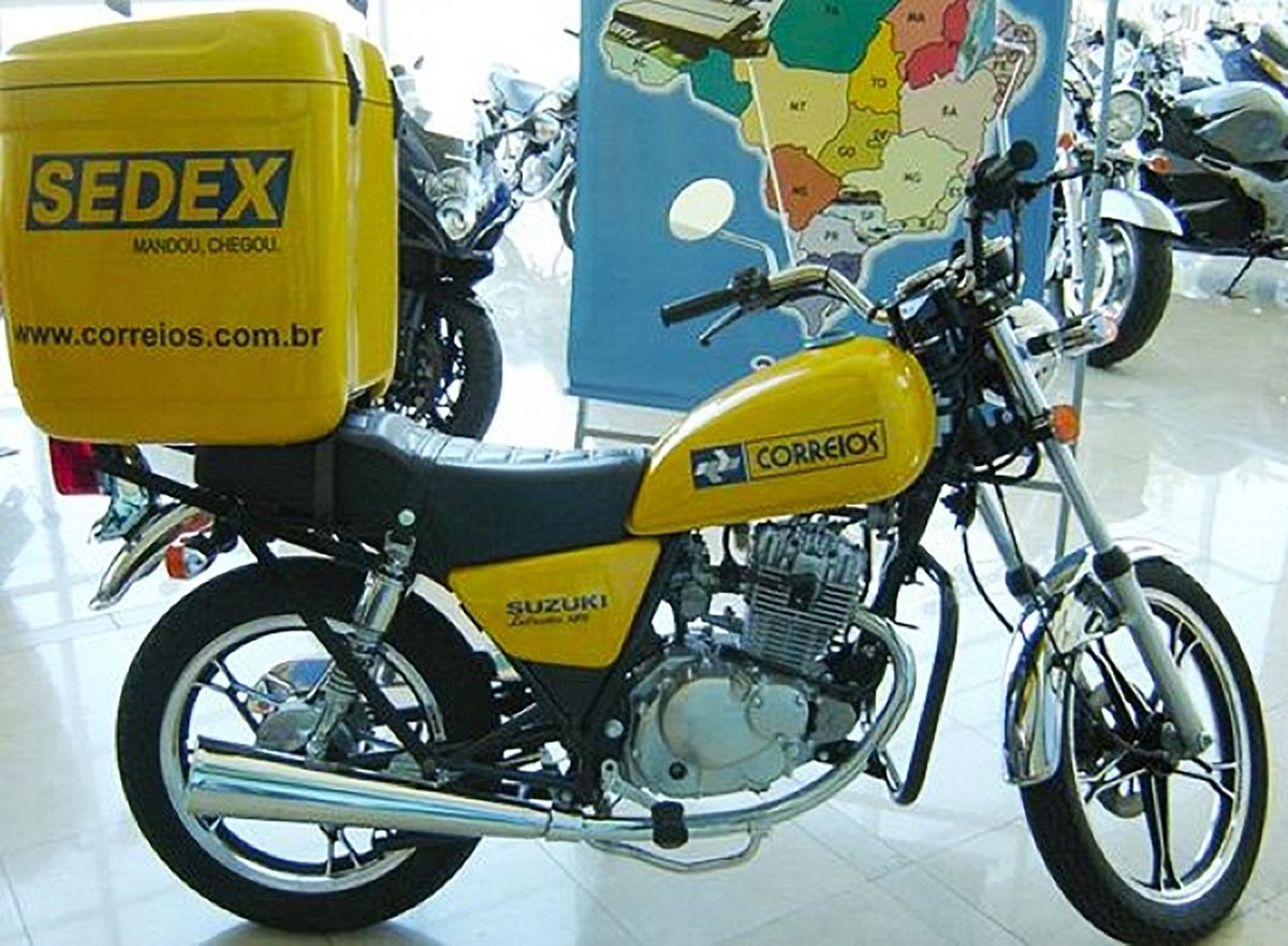 Suzuki Intruder