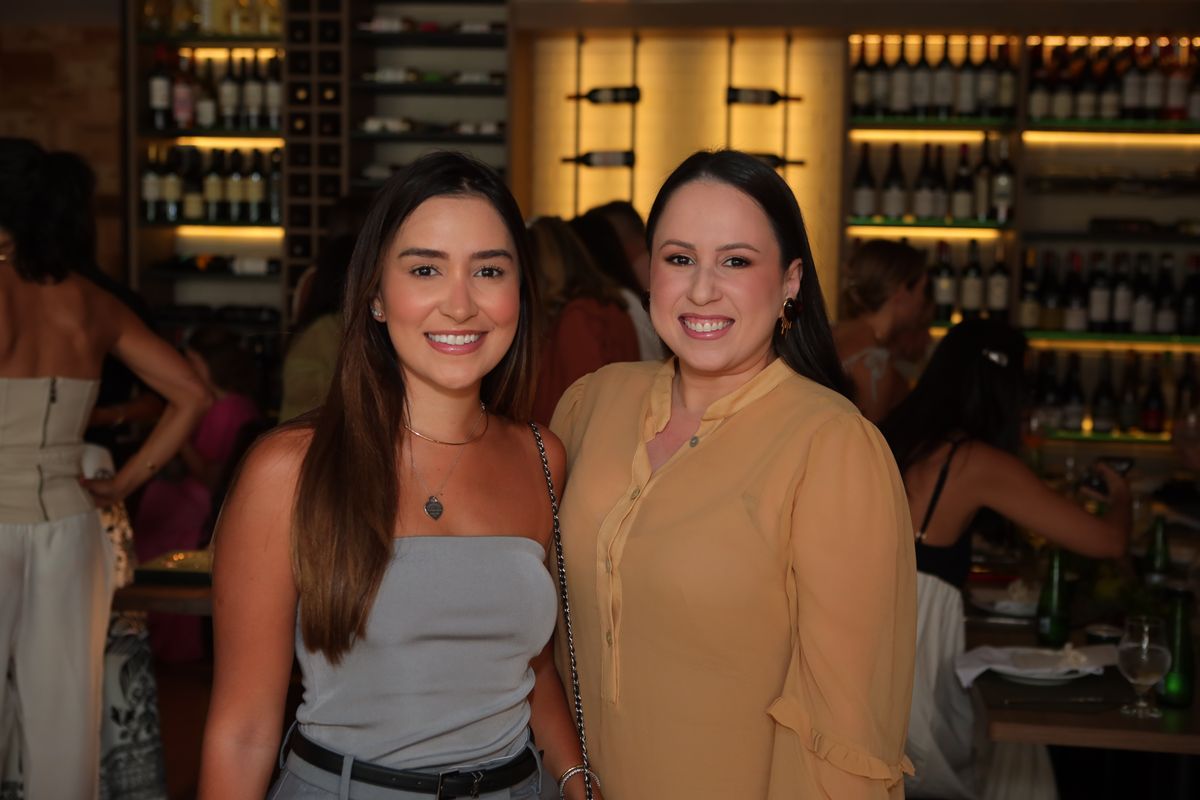 Talita Teixeira e Samanta Teixeira