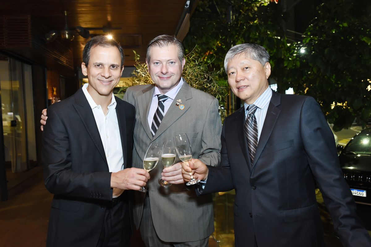 Jair Simmer Filho,  Dr. Carlos Henrique Ramos e  Dr. Roberto Yukio Ikemoto