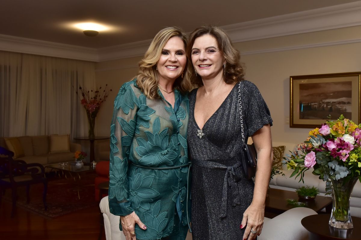 Karla Leal e Denize Abaurre