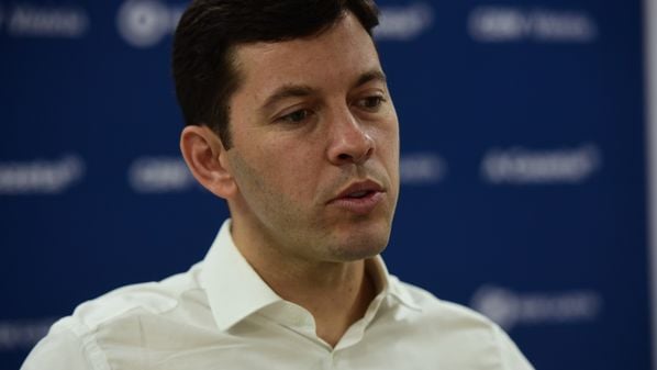 Governador foi questionado sobre movimentações pré-eleitorais do aliado