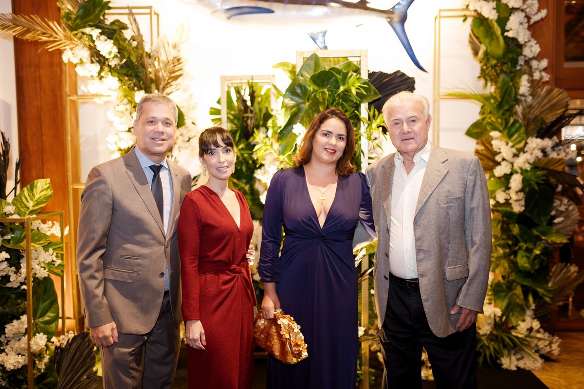 Fabiano Pereira, Karina Machado, Américo Madeira Letícia Espíndola