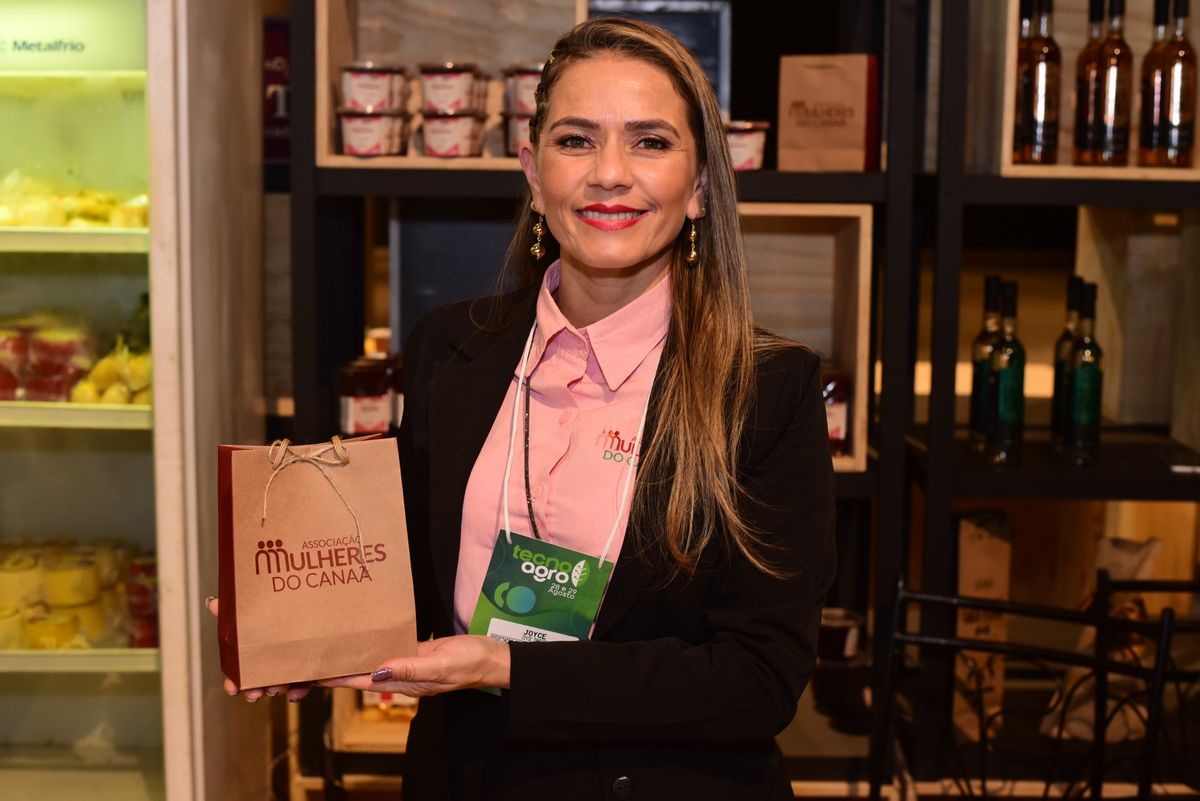 Joyce Zanetti, da Associação Mulheres do Canaã