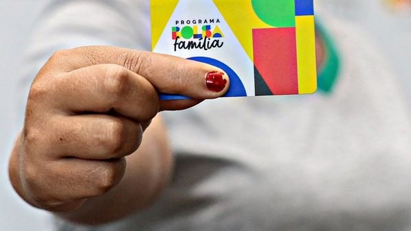 O Bolsa Família também paga um acréscimo de R$ 50 a famílias com gestantes e filhos de 7 a 18 anos e outro, de R$ 150, a famílias com crianças de até 6 anos