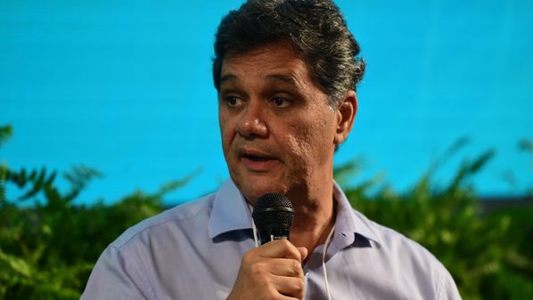 Em entrevista à Rádio CBN Vitória, o vice-governador Ricardo Ferraço explicou estudos do governo para suporte aos empresários e produtores mais impactados pela taxa de 50% sobre produtos importados pelos EUA