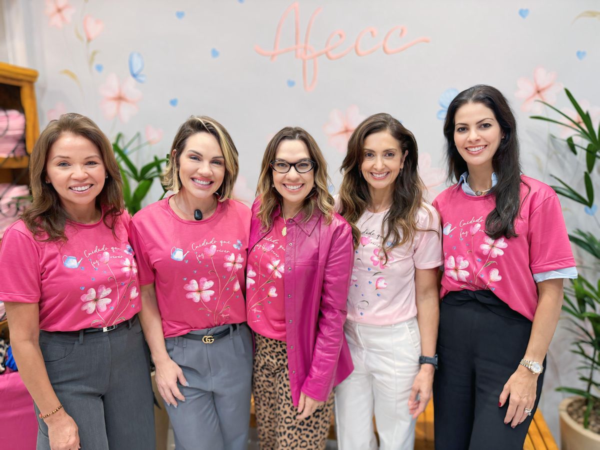 Andreia Lopes, Ana Clark, Roberta Drummond, Karla Abad e Laila Nemer 