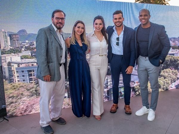 Lamberto Palombini, Andrea Lessa, Anna Carolina, Jorge Oliveira e Denilson Silva