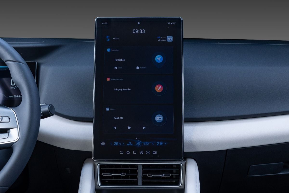 Modelo está equipado com tela  giratória de 12,8” com borda estreita por BYD/Divulgação